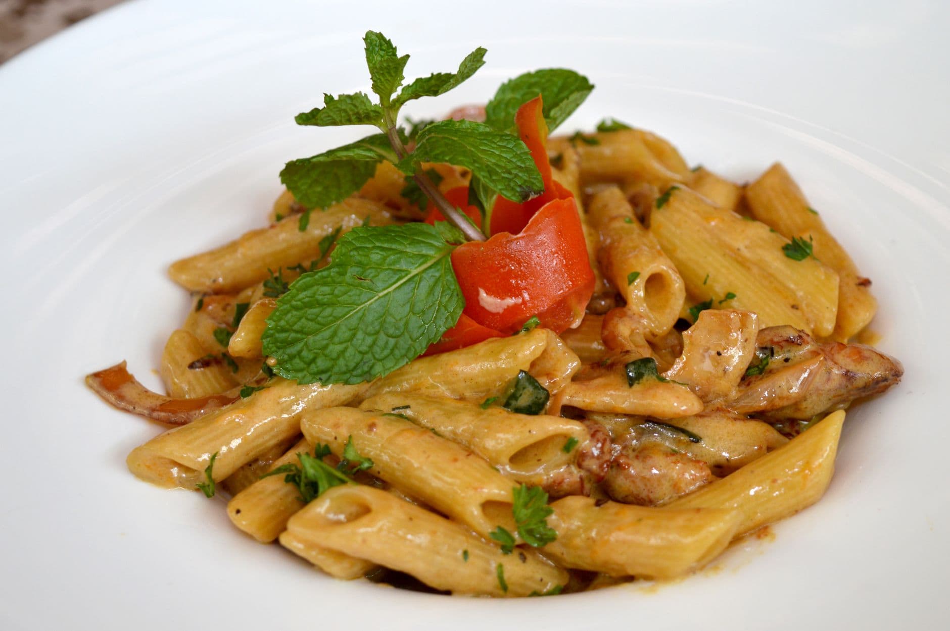 Easy Chicken Tomato Whole-Wheat Pasta
