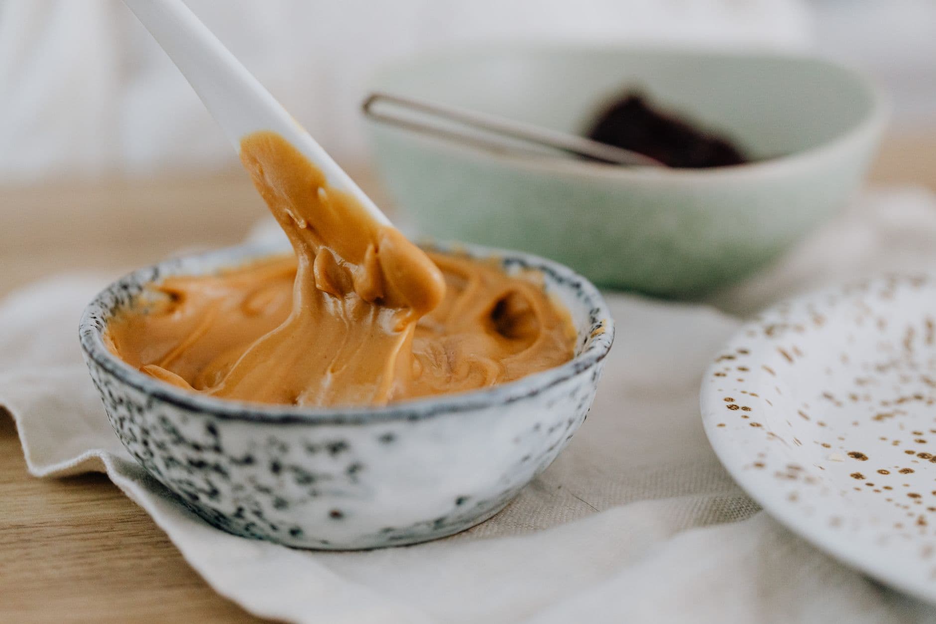 Chocolate Peanut Butter Skyr Bowl