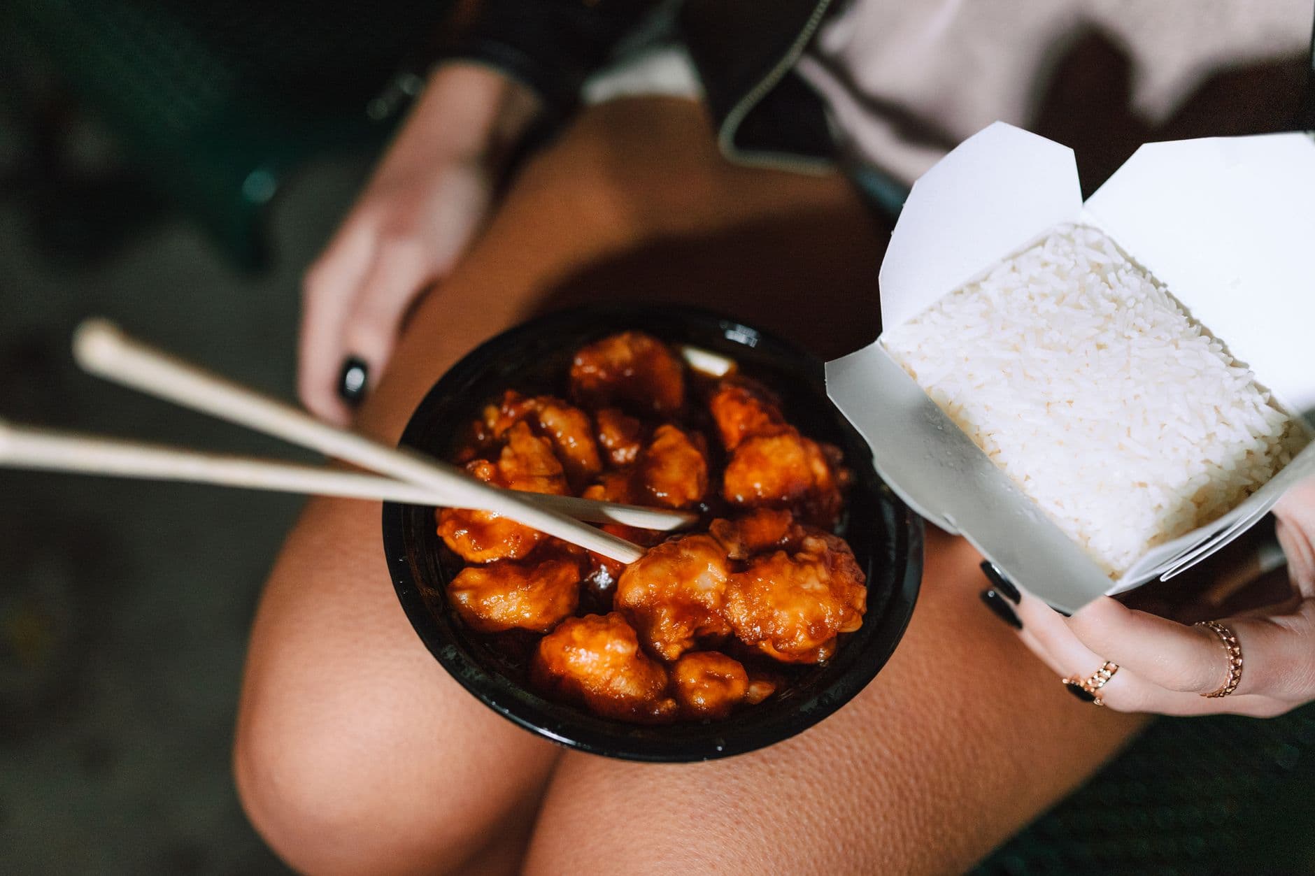 Teriyaki-Hähnchen-Reis-Bowl