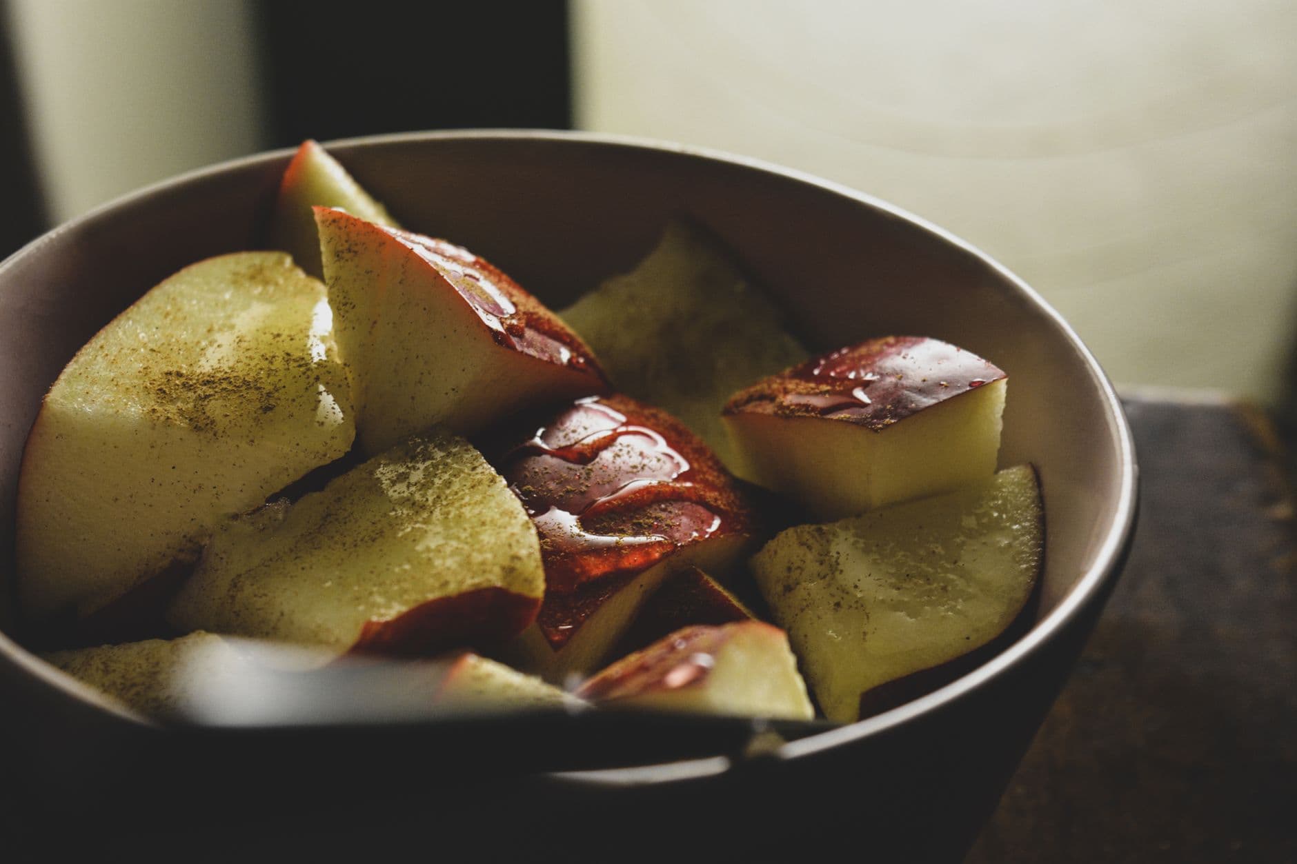 Apple Cinnamon Skyr Breakfast Bowl