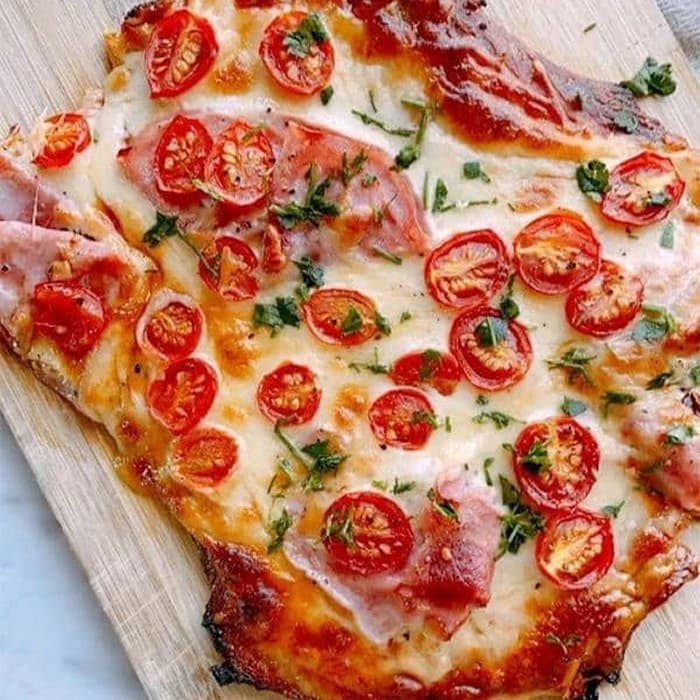 Matambre a la Pizza fertig zubereitet und serviert