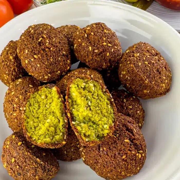 Falafel hazırlanmış ve servise sunulmuş hali